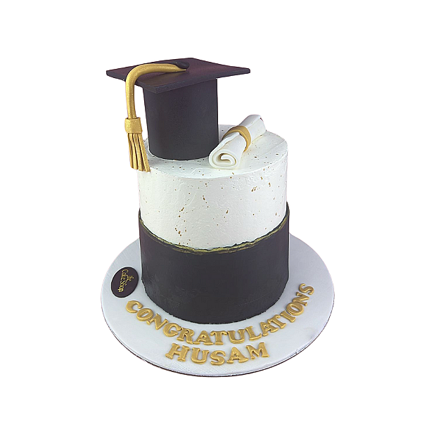 A graduation-themed cake 2